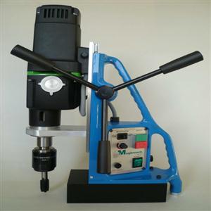 TAP30攻丝钻孔全能王磁座钻